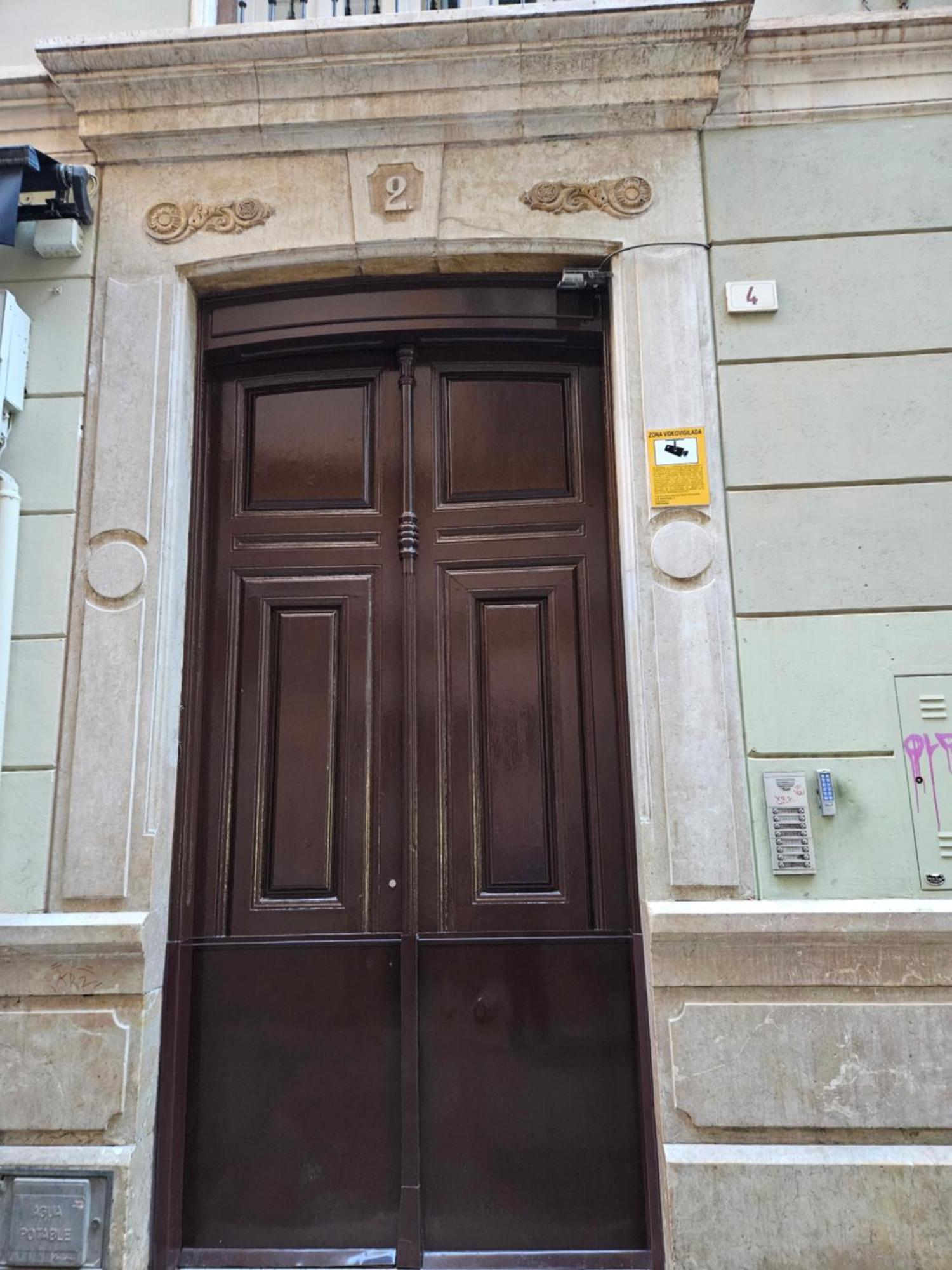 Stay Home & Away In The Heart Of Historical Town Of Malaga Exterior photo